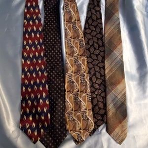 LOT OF NECKTIES